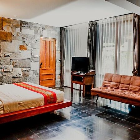 Warisan Heritage Boutique Hotel Solo Esterno foto