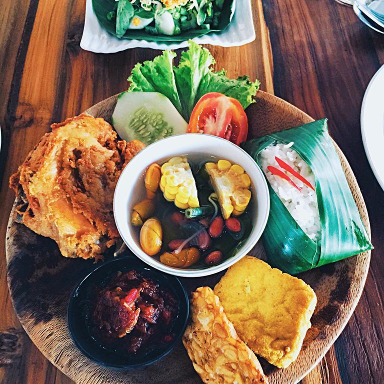 Warisan Heritage Boutique Hotel Solo Esterno foto