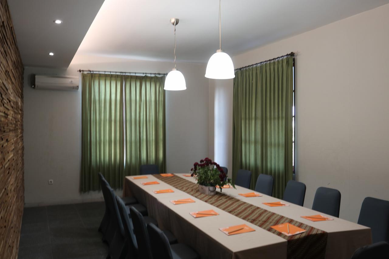 Warisan Heritage Boutique Hotel Solo Esterno foto