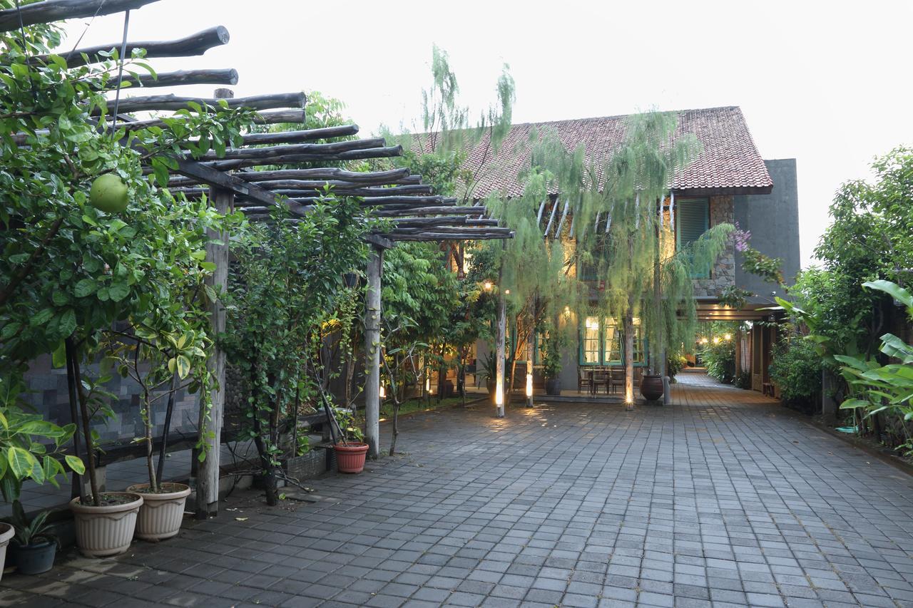 Warisan Heritage Boutique Hotel Solo Esterno foto