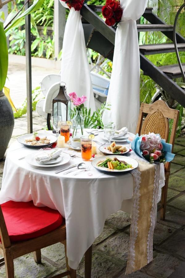 Warisan Heritage Boutique Hotel Solo Esterno foto