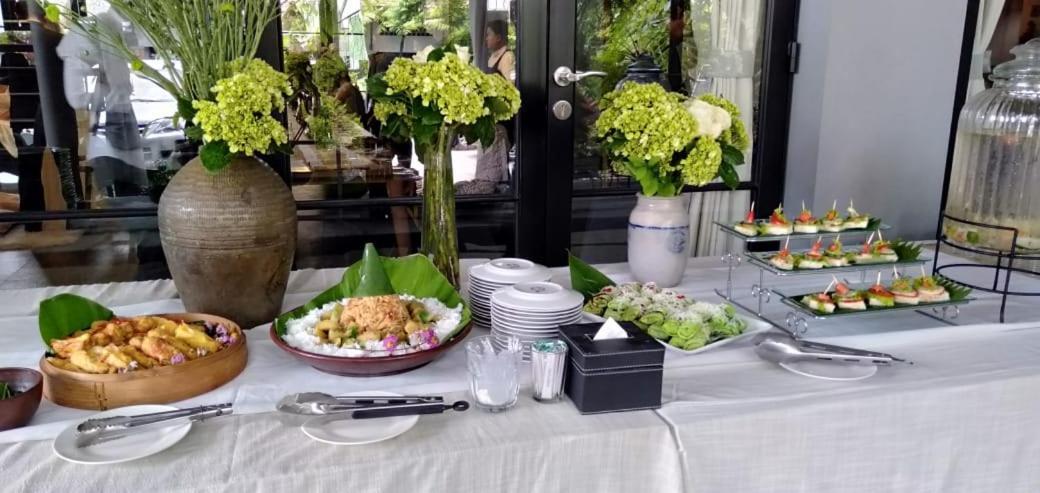 Warisan Heritage Boutique Hotel Solo Esterno foto